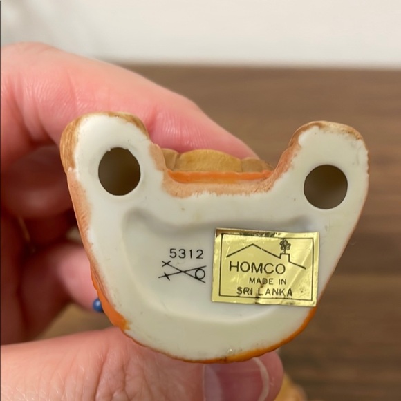 Charming Bear Figurines, Homco, Native / Indigenous representation - Picture 6 of 7